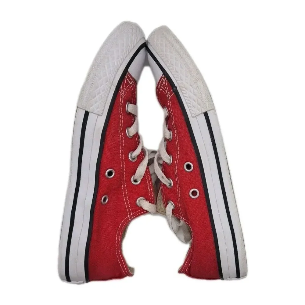 Converse Chuck Taylor All Star Low Top Red Youth Size 2 Kids Sneakers 3J236 EUC